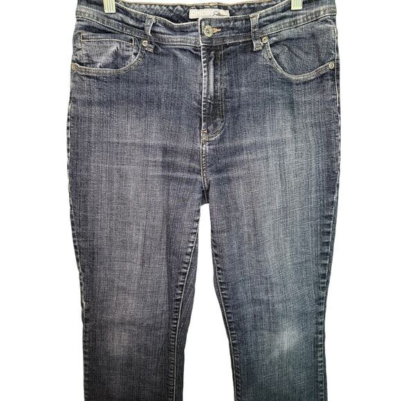 Chico’s Women’s Platinum Bootcut Denim Jeans Size  1 Short (8) Medium Wash - Picture 2 of 8